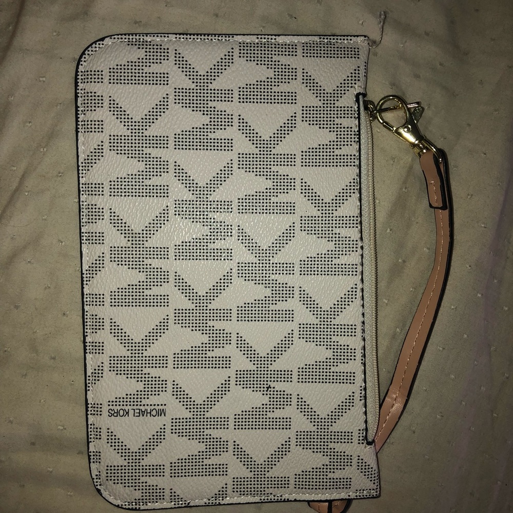 micheal kors wallet brand new